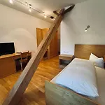 Landgasthof Zwickl *