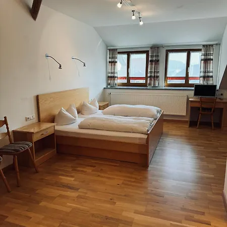 Landgasthof Zwickl *