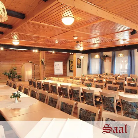 Landgasthof Zwickl מלון דגנדורף